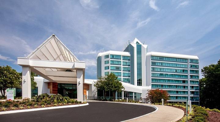 holiday inn newport news